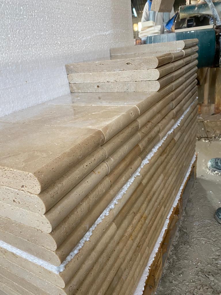 LIGHT TRAVERTINE  TUMBLED BULNOSED STAIRS